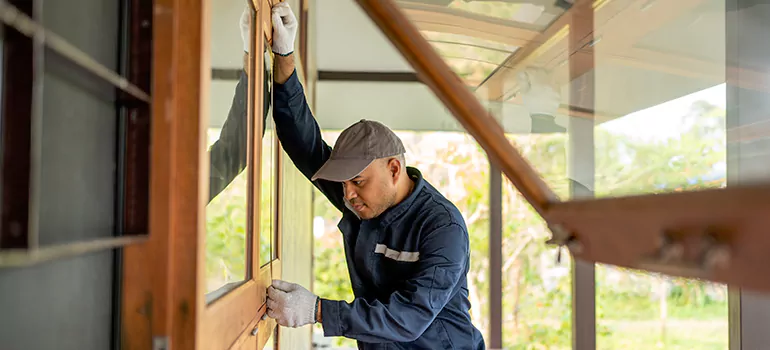 Double Hung Vinyl Window Sash Replacement in Edgewater, FL